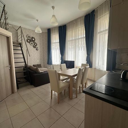 Bright Apartment In The Most Beautiful Street Of Budapest Vaci Street, Fashion Street Eksteriør billede