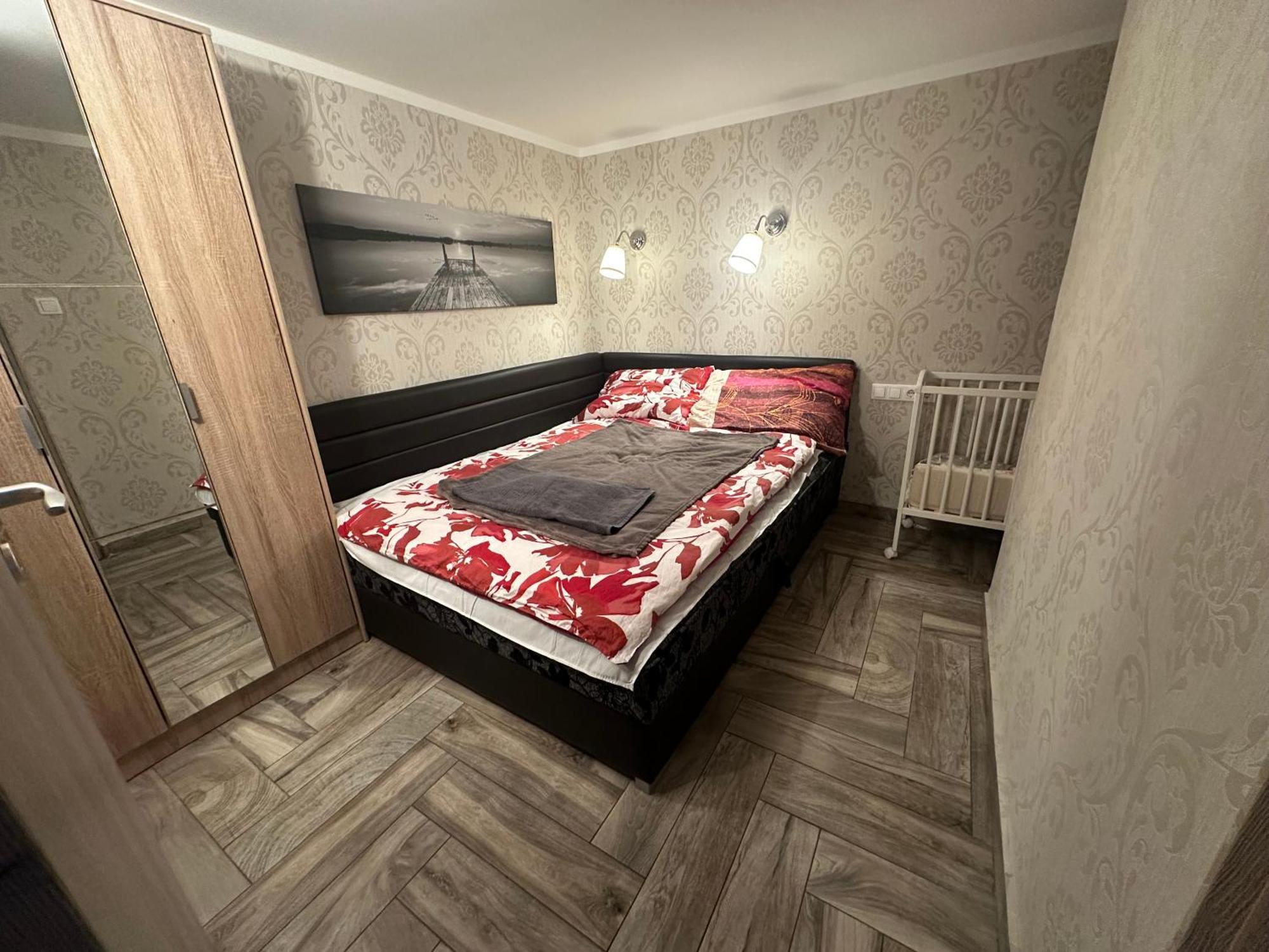 Bright Apartment In The Most Beautiful Street Of Budapest Vaci Street, Fashion Street Eksteriør billede