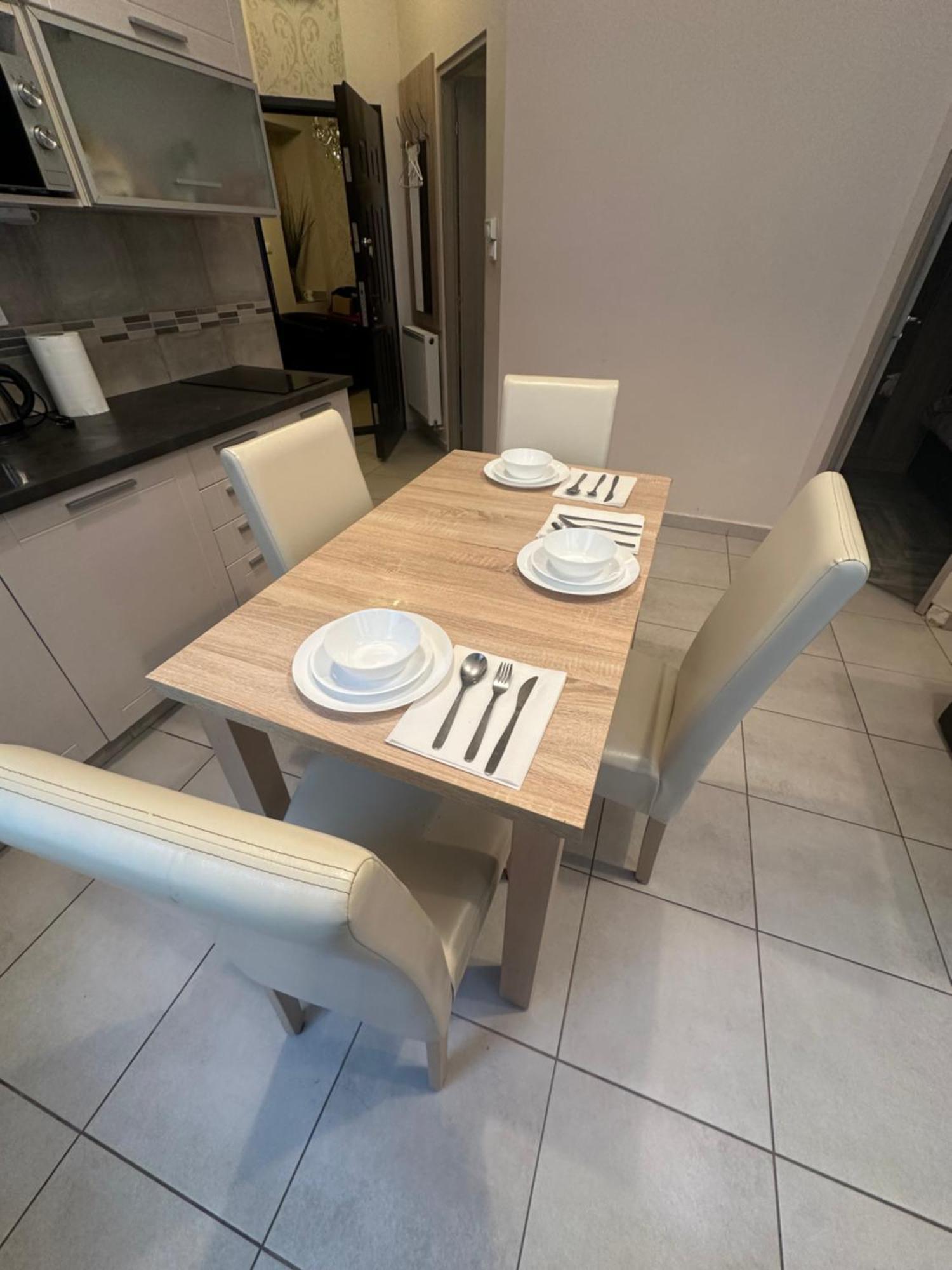 Bright Apartment In The Most Beautiful Street Of Budapest Vaci Street, Fashion Street Eksteriør billede